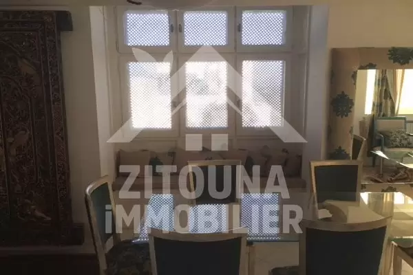 Pour vos vacances, étage de villa au Golden Tulip