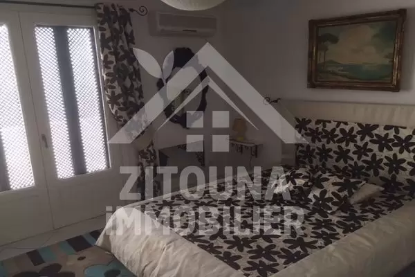 Pour vos vacances, étage de villa au Golden Tulip