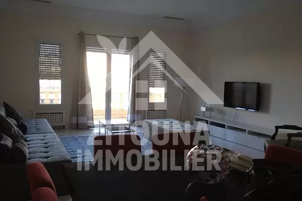 A louer bel appartement meublé