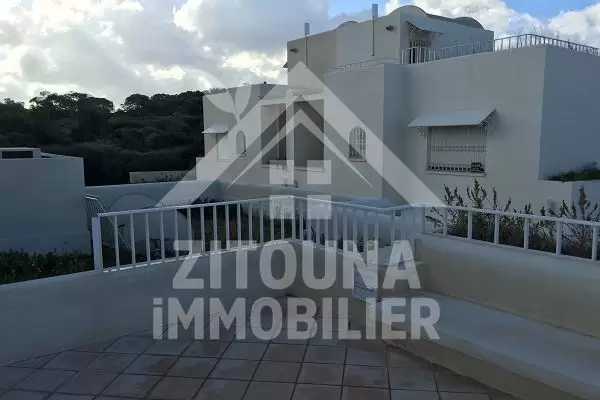A louer une belle villa à Gammarth Marina