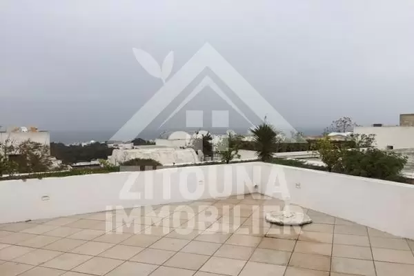 A louer un beau duplex au Golden Tulip