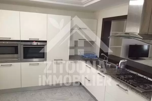 A louer un beau duplex au Golden Tulip