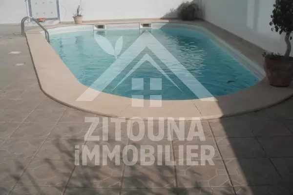 Villa à louer avec piscine sur les hauteurs de Gammarth supérieur