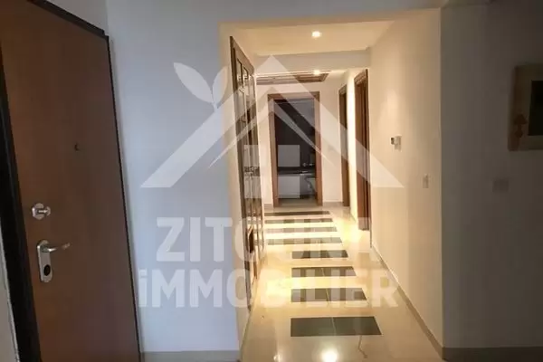 A louer bel appartement meublé à La Marsa