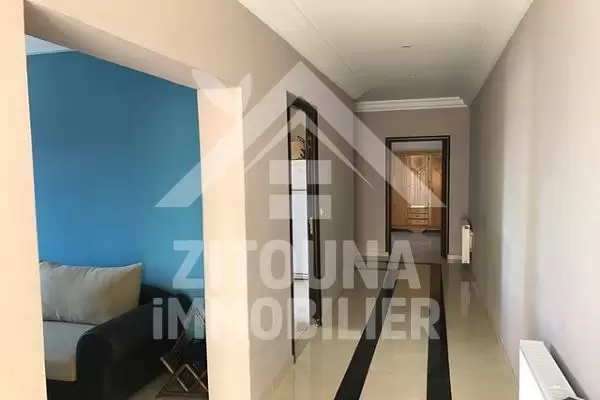 A louer un étage de villa à La Marsa route de relais