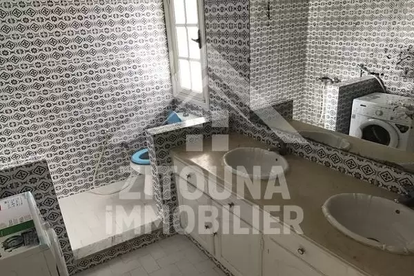 Bel appartement meublé à louer