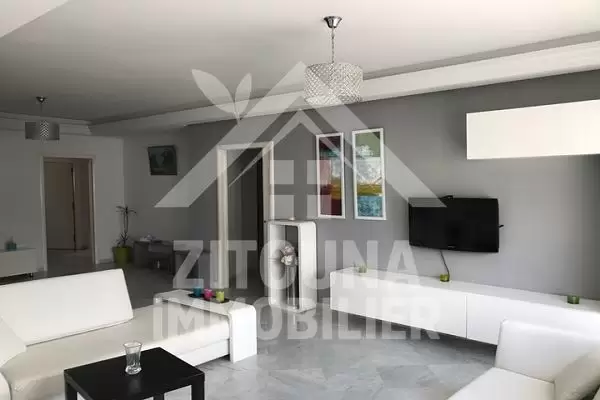 A louer bel appartement à La Marsa