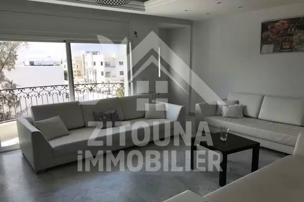 A louer bel appartement à La Marsa