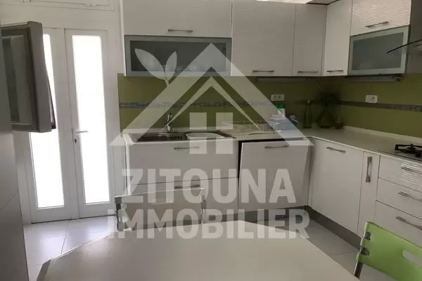 A louer bel appartement à La Marsa
