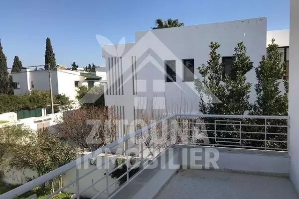 Villa neuve à louer à Marsa