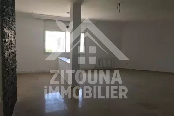 Villa neuve à louer à Marsa