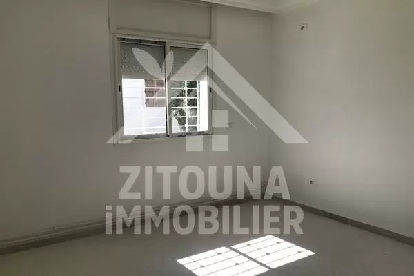 Villa neuve à louer à Marsa