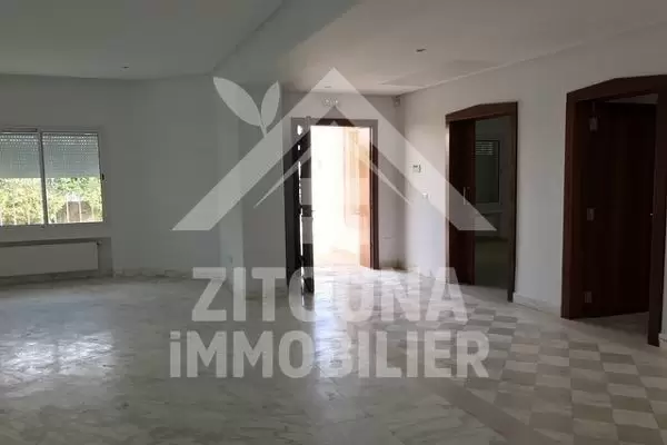 Villa à louer à Gammarth