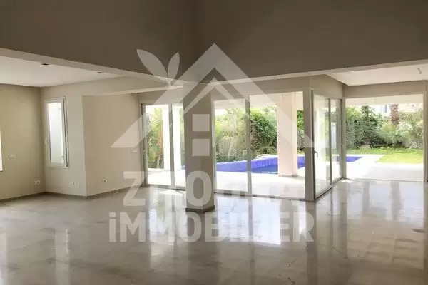 Belle Villa à louer au lac 2