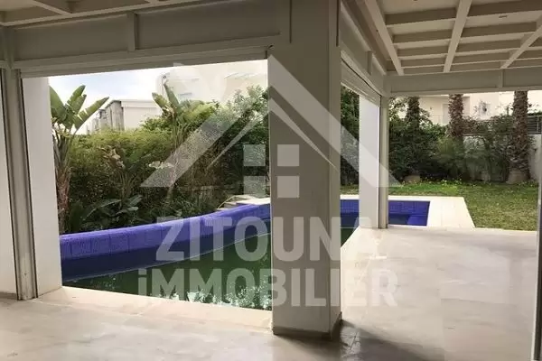 Belle Villa à louer au lac 2