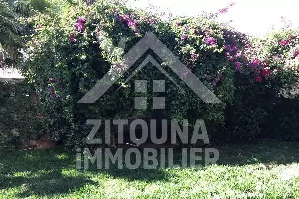 A louer une belle villa à Gammarth