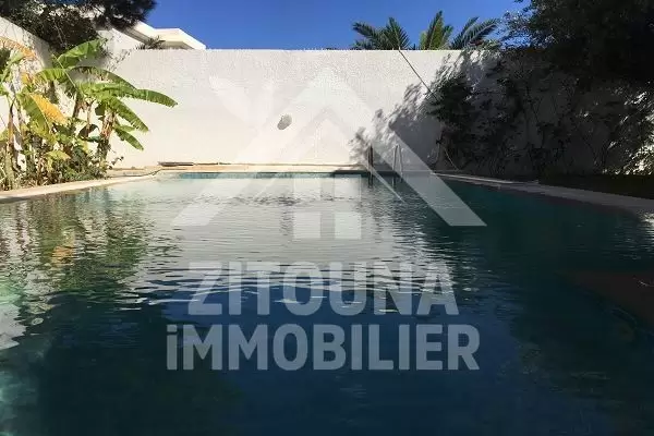 A louer une belle villa à Gammarth