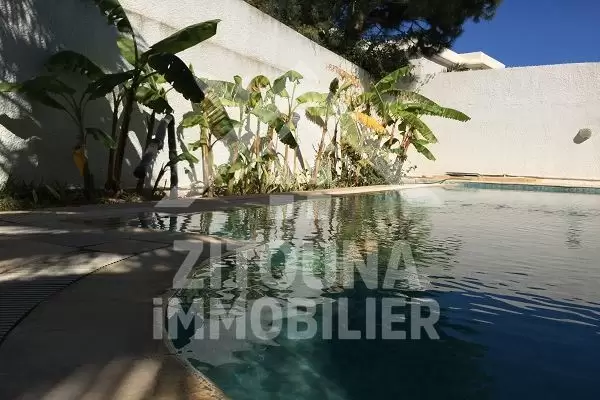 A louer une belle villa à Gammarth