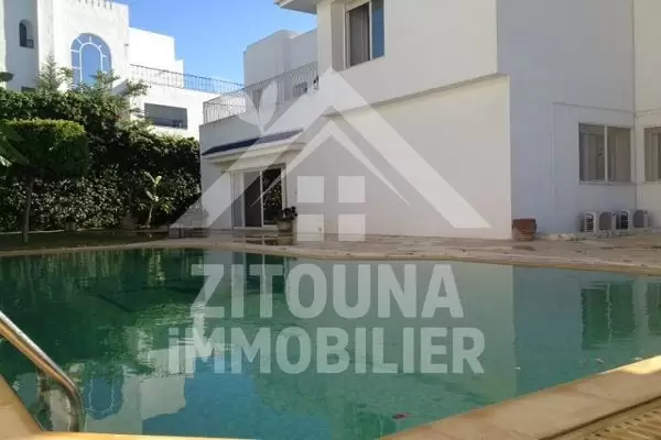 Un petit coin de Paradis...villa à louer à Gammarth Sup