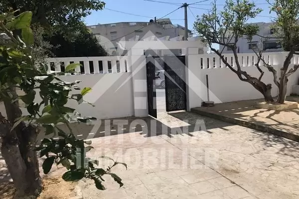 Studio meublé à louer à La Marsa