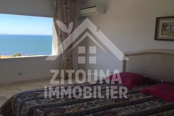 Bel appartement avec vue sur mer