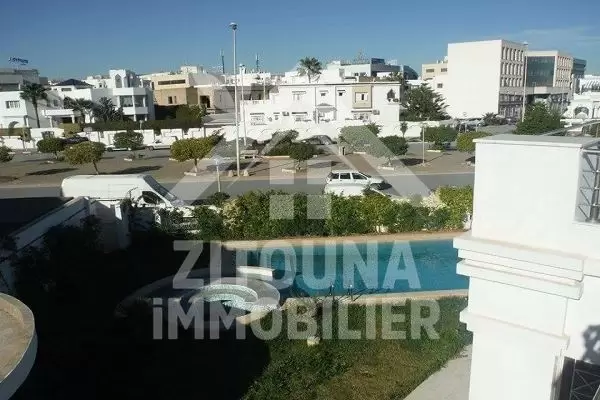 A vendre une villa de très haut standing au Lac 1