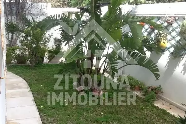 A louer une villa meublée à La Marsa