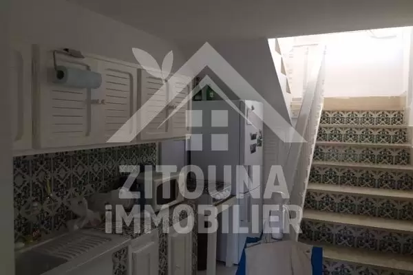 A louer un beau studio meublé