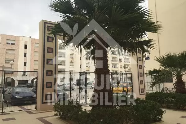 A vendre bel appartement à Ain Zaghouan