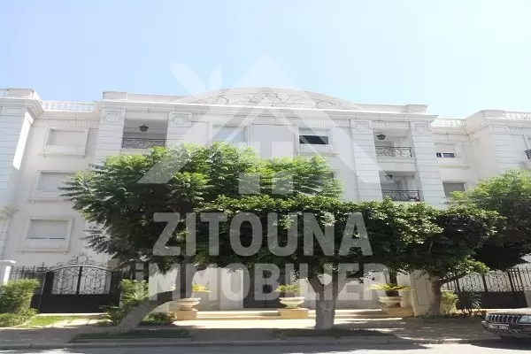 Appartement à louer entièrement meublée à deux pas de la mer