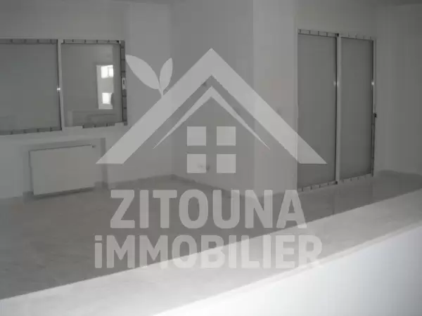 Etage de villa à louer