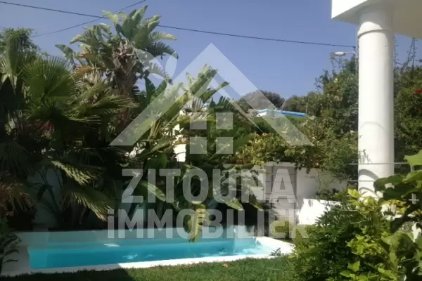 A louer une belle villa à la marsa corniche