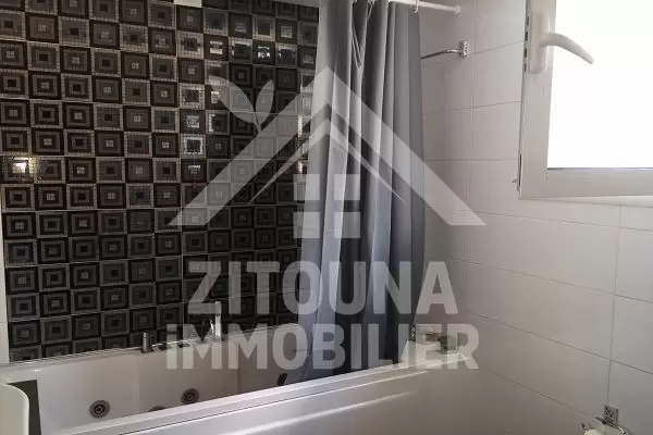 A louer un Appartement richement meublé au Lac 2