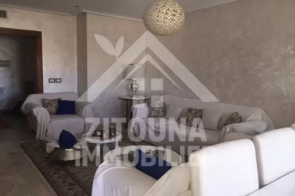 A louer un Appartement richement meublé au Lac 2