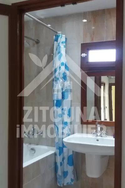 A louer un appartement au Lac 1