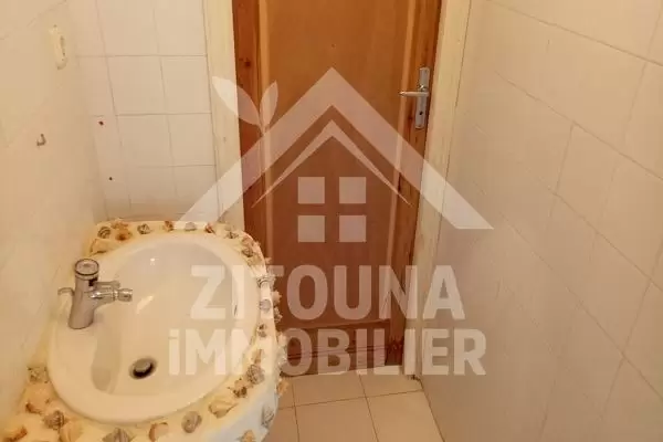 A louer un rez de chaussée à la Marsa Corniche