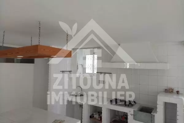 A louer un rez de chaussée à la Marsa Corniche