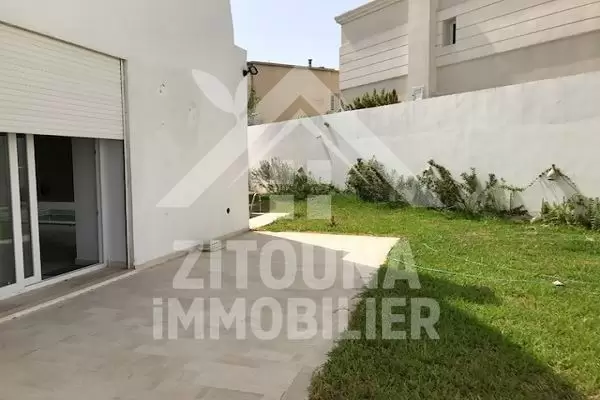 A louer une belle villa au Lac 2