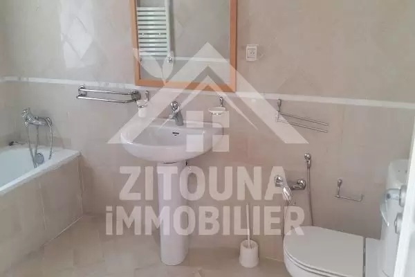 A vendre une belle villa très spacieuse à Sidi Bou Said