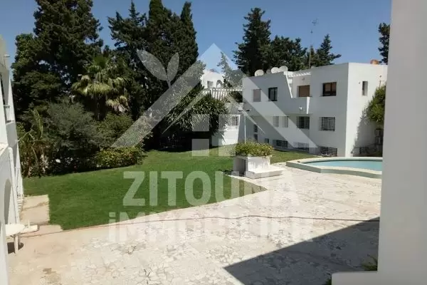 A louer un étage de villa avec entrée indépendant à la Marsa Ville