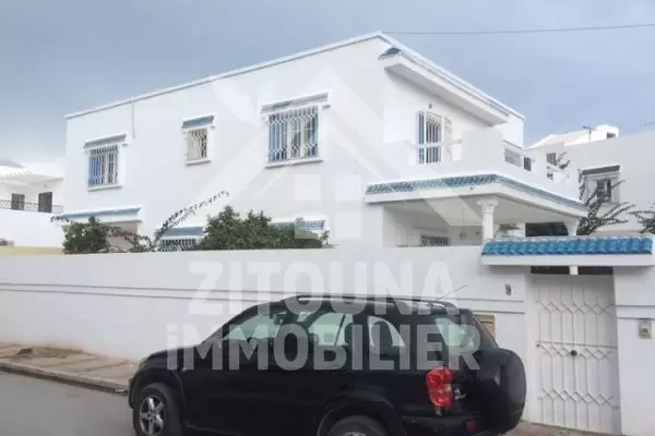 Villa a louer à la Marsa ville
