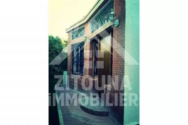 A louer une villa à Shotrana 1 la Soukra