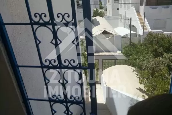 A louer un étage de villa meublé à la Marsa