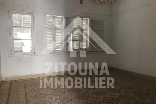 A vendre une villa colonial à El Omrane