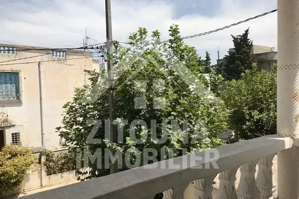 A vendre une villa colonial à El Omrane