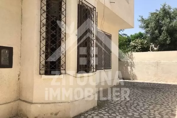 A vendre une villa colonial à El Omrane