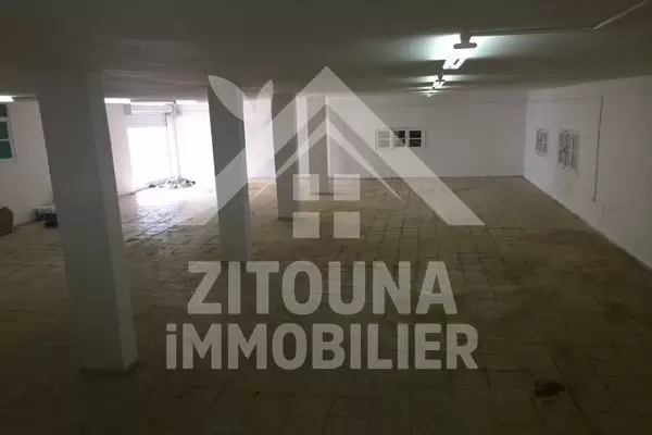 Un Entrepôt à louer à La Soukra