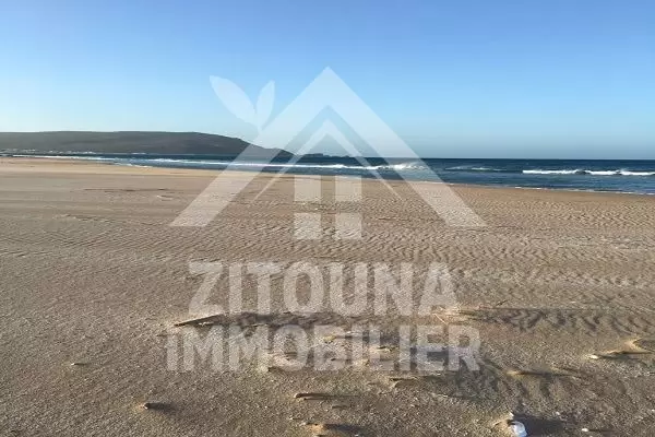 A vendre une villa de charme pied dans l'eau à Haouaria