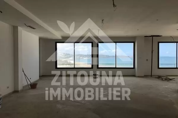A louer un local commercial à la Marsa Plage