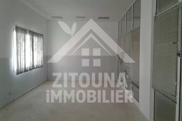 A louer un immeuble à usage bureautique